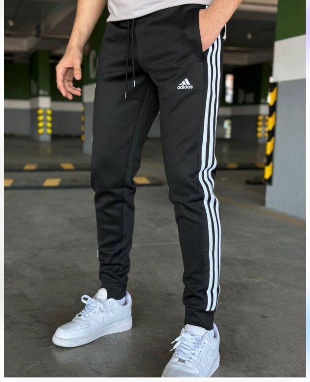 Trenerka Adidas Essentials 3-Stripes - Bardh e Zi