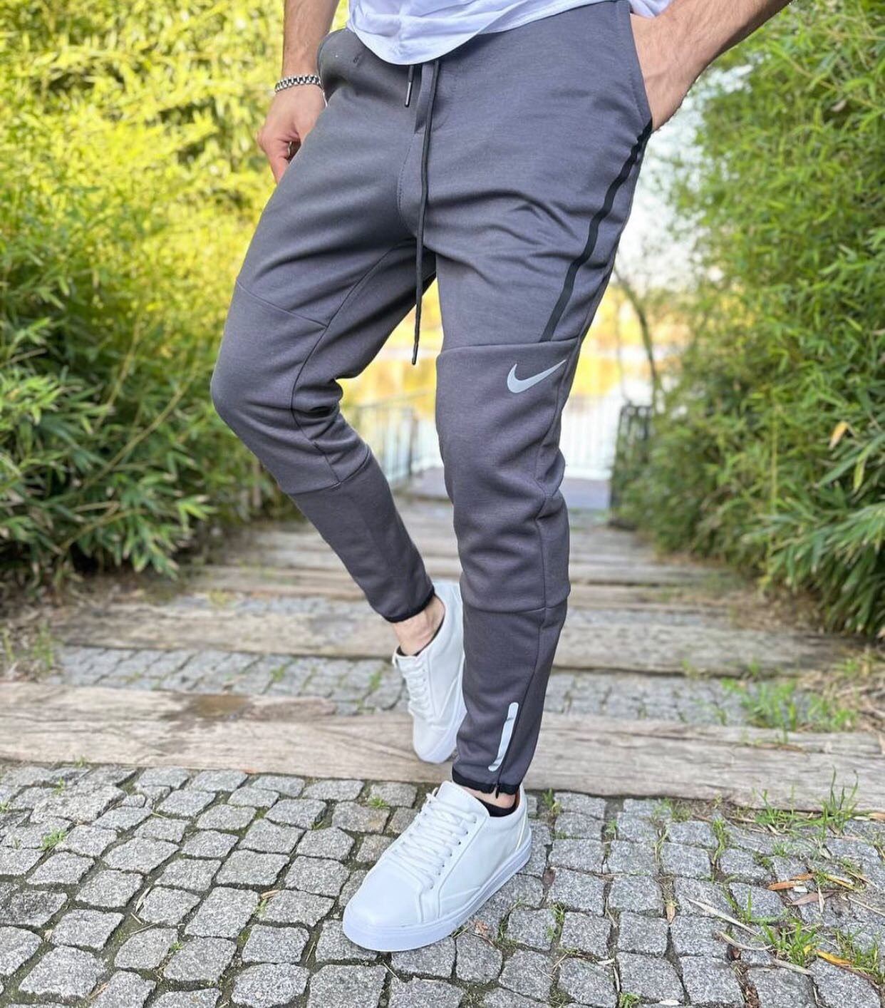 Trenerka Nike Tech Fleece - E hirtë